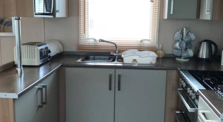 Holiday apartment with pool — photo 5