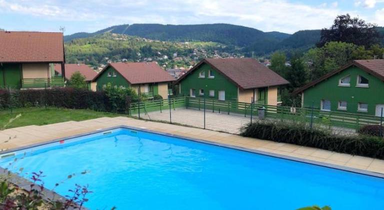 Pleasant apartment with pool | Pets are welcome in Gérardmer