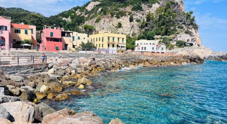 House | Next to the beach | Dogs allowed in Finale Ligure