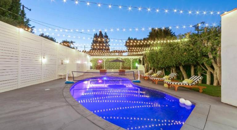 Universal Studios Villa with Pool & Guesthouse — photo 3