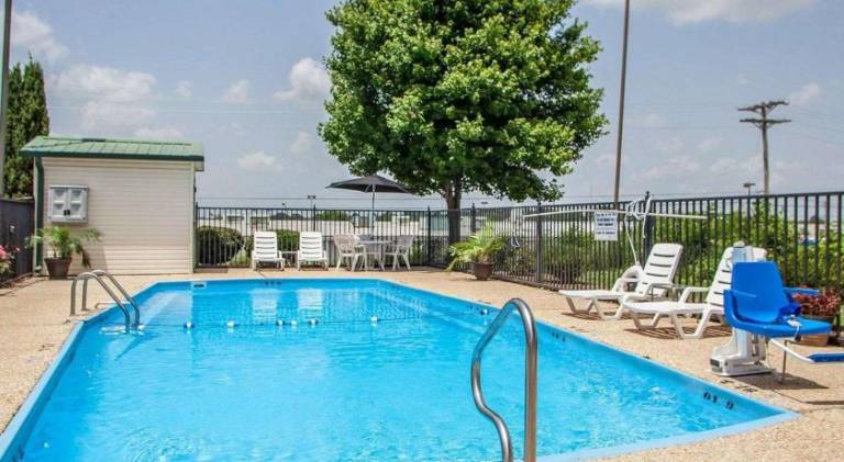 Quality Inn Florence East — photo 3