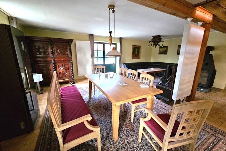 Vacation home with BBQ, sauna & yard — photo 2
