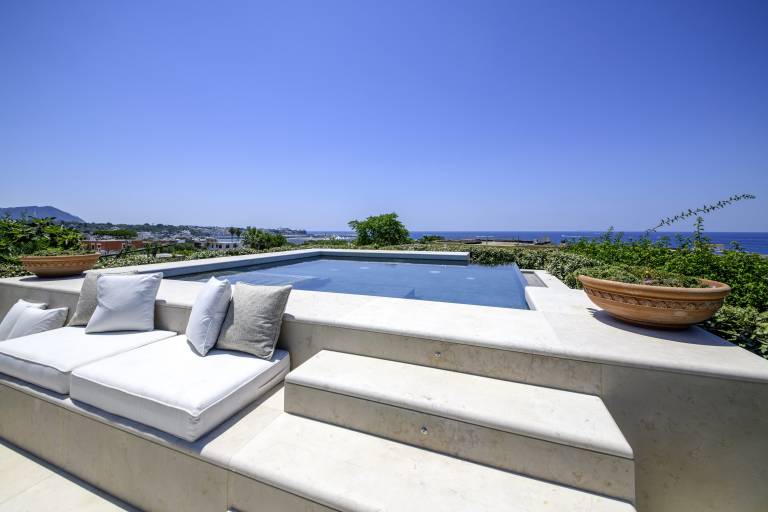 Children-friendly pleasant villa with grill, terrace & private pool | Garden view | Close to the beach | Pets are welcome — photo 5
