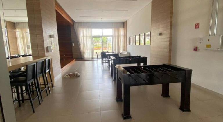 Apartment with pool — photo 4