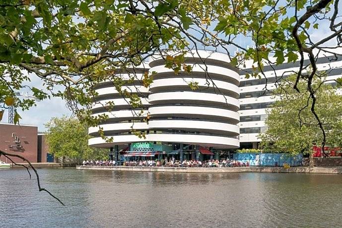 Bed and breakfast  Amsterdam
