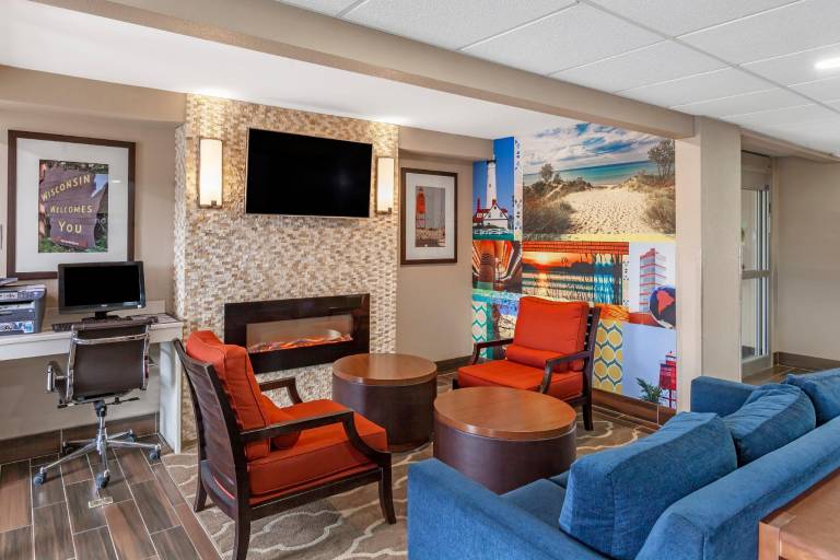 Clarion Pointe Racine - Mount Pleasant — photo 2