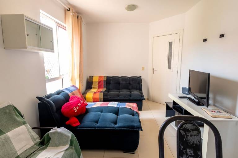 Holiday apartment with garden, pool & BBQ — photo 2