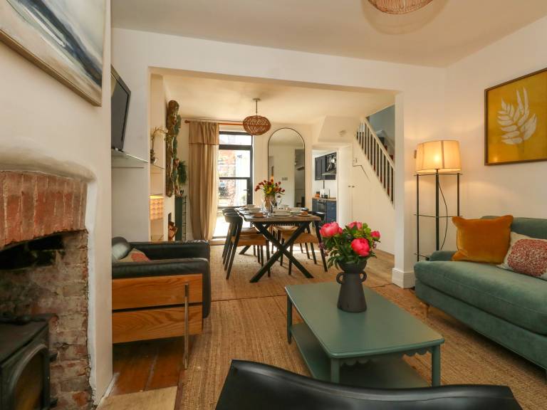 Child-friendly wonderful cottage with yard | Beach view | Beach nearby | Pets allowed — photo 2