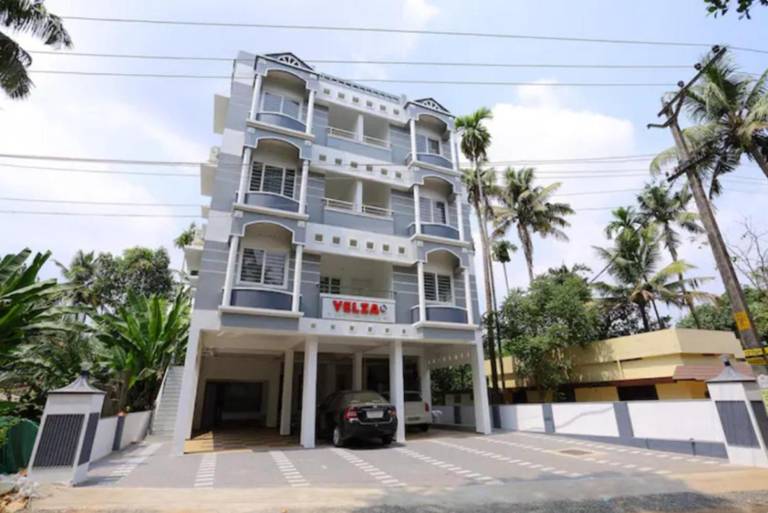 Yelza Hotel and Residence