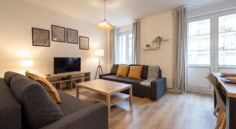 Rental apartment with 2 rooms for 6 persons — photo 4