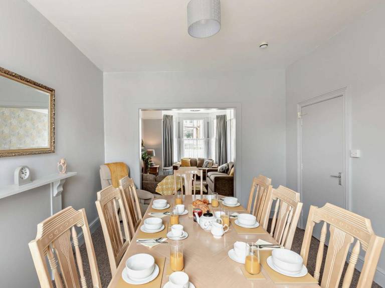Cottage with yard & BBQ in Ilfracombe