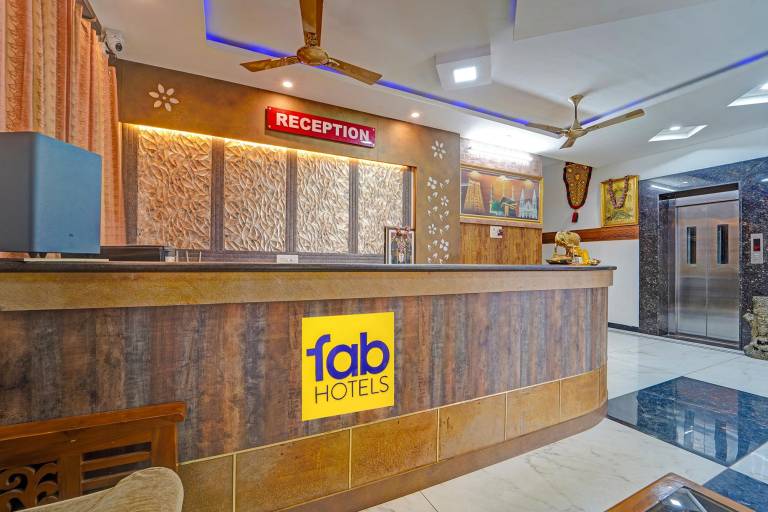 FabHotel Raja Residency — photo 5