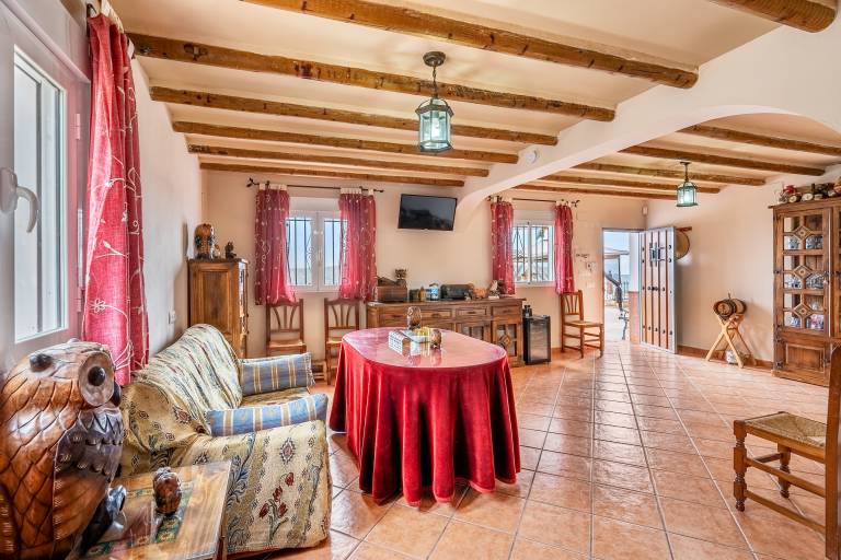Holiday Home "Cortijo La Solana Montefrío" with Mountain Views, Private Pool and Wi-Fi — photo 5