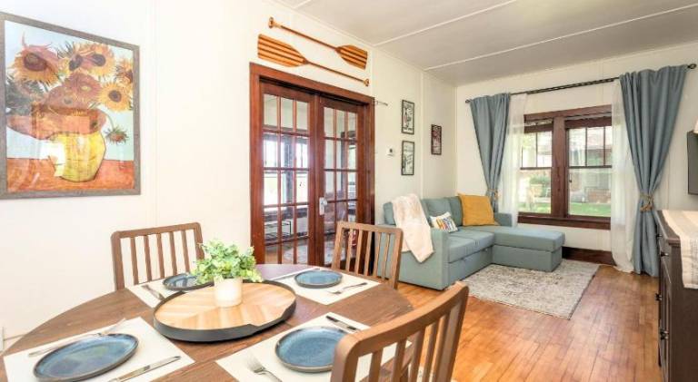 House with 2 rooms for 6 persons in Alexandria, MN