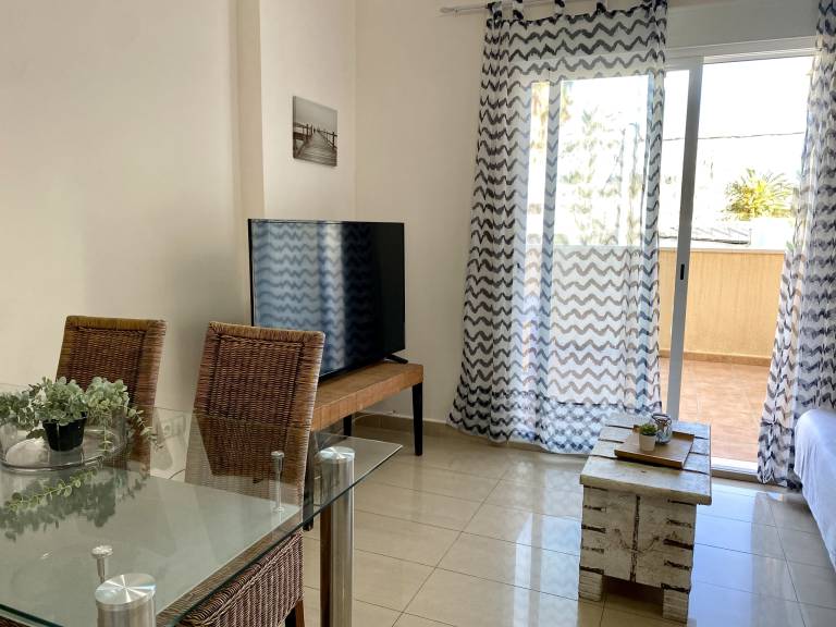 Fully equipped nice rental apartment with terrace, garden & pool | Next to the beach | Dogs allowed — photo 3
