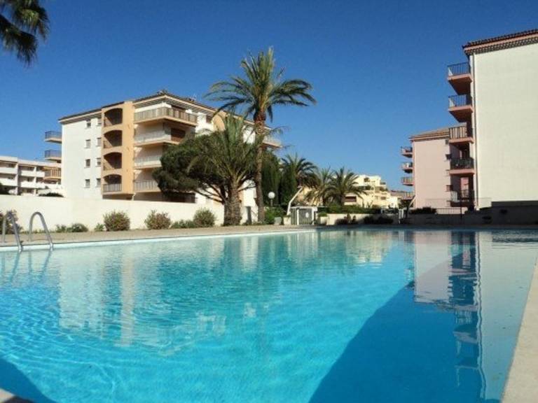 Apartment with pool | Close to the beach | Pets are welcome — photo 2