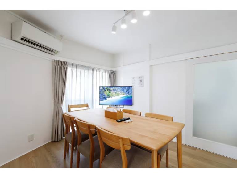 House 3 Chome Nishirokugo