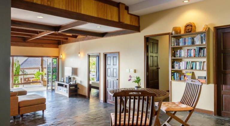 4 Bedroom villa with stunning sea & sunset view — photo 4
