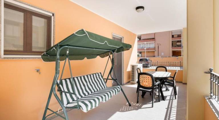 Apartment with 2 rooms for 4 persons — photo 3