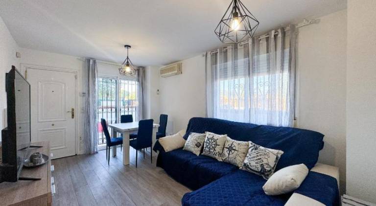 Holiday apartment with pool in Oropesa del Mar