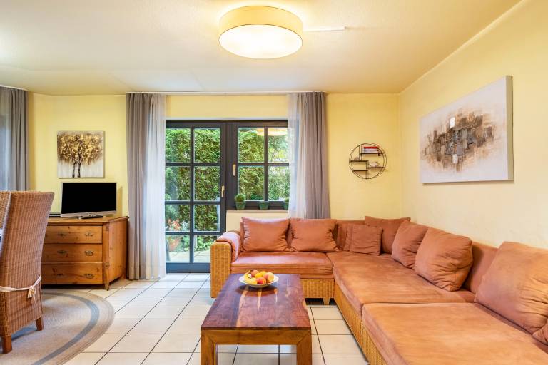Apartment '69 sqm, Ground Floor' with Shared Terrace, Garden and Wi-Fi — photo 3