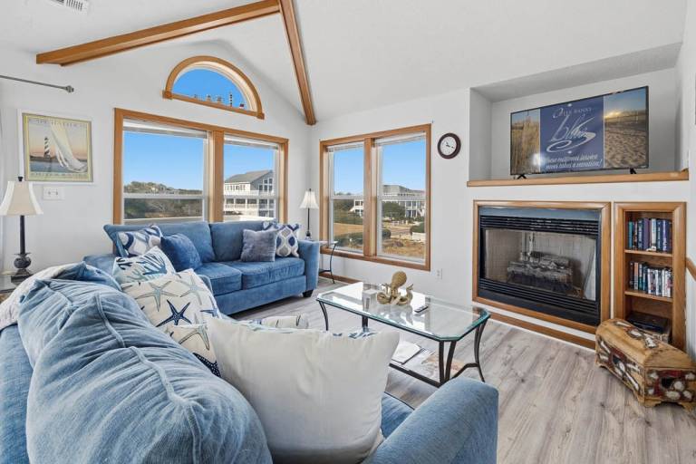 Child-friendly beautiful vacation home with hot tub, barbeque & private pool | Close to the beach | Dogs allowed — photo 5