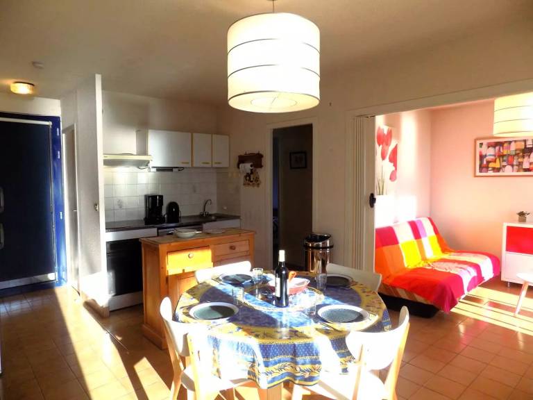 Holiday apartment with terrace — photo 3