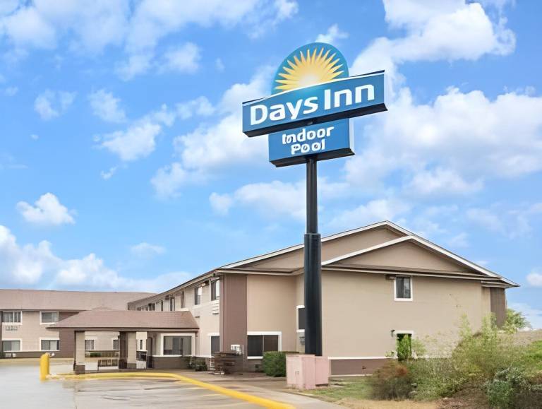 Days Inn by Wyndham Topeka in Topeka, KS