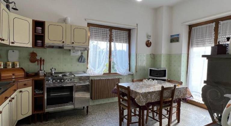 House with 3 rooms for 5 persons — photo 4
