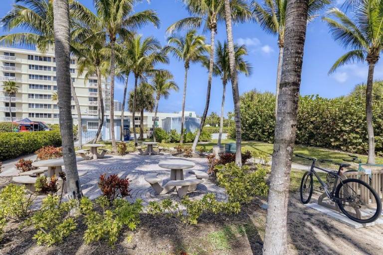 House Palm Beach Shores