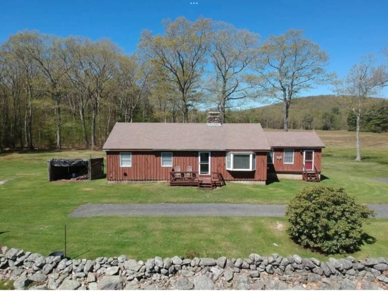 Farmhouse Hubbardston