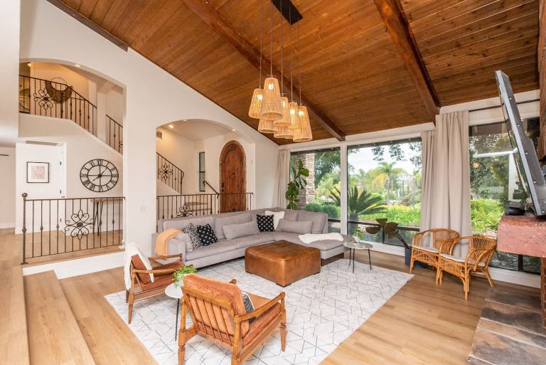 House  Escondido
