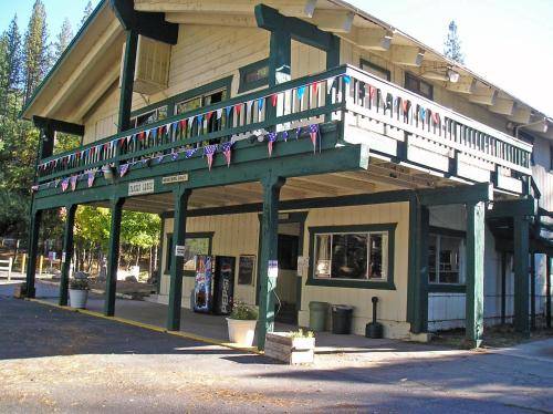 Resort  Groveland