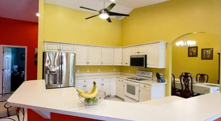 Ample house with jacuzzi & pool | Dogs allowed — photo 3