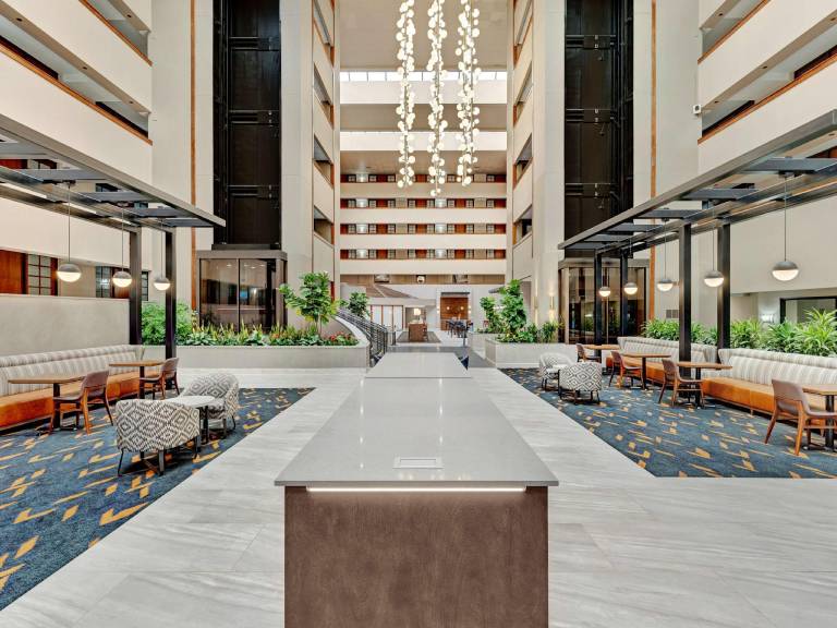 Embassy Suites by Hilton Oklahoma City Will Rogers Airport — photo 2