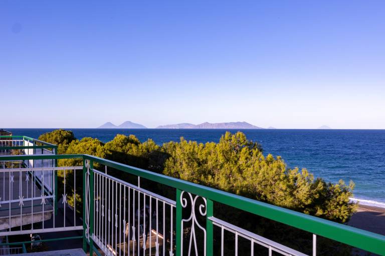 Apartment 'Seaview' with Sea View, Wi-Fi and Air Conditioning — photo 3