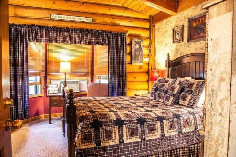 Lodge  Big Bear Lake