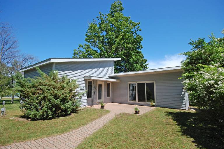 House Glen Lake
