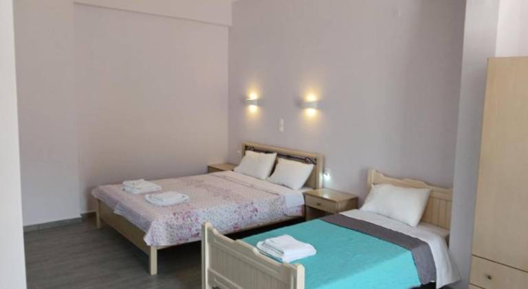 Rental apartment with terrace & garden — photo 2