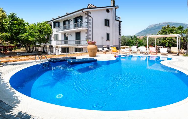 Maisonette-Wohnung  Malche
