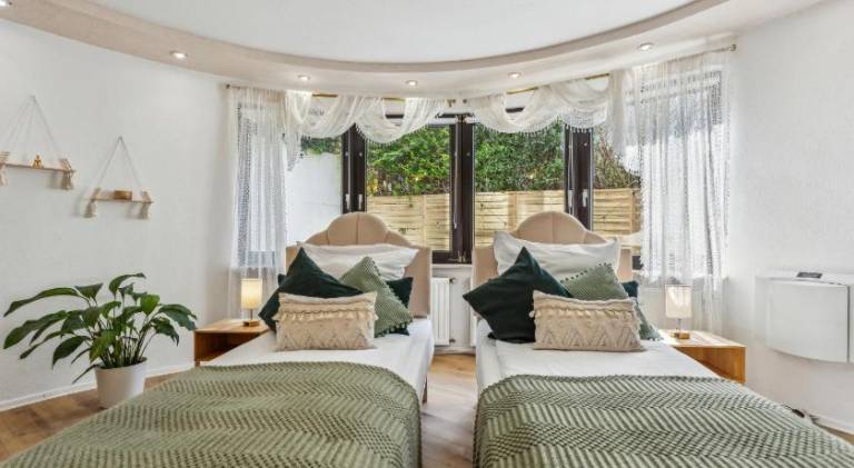 Das Boho-Nest Komfort und Stil mit Terrasse, Parkplatz und Wifi in Siegen