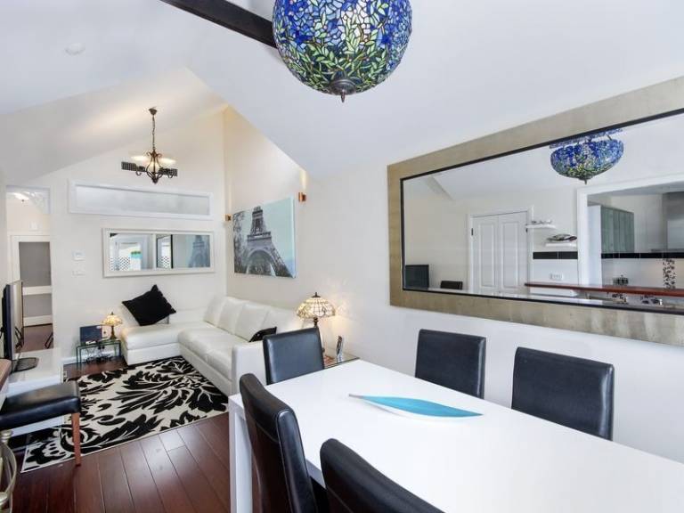 House Cooks Hill