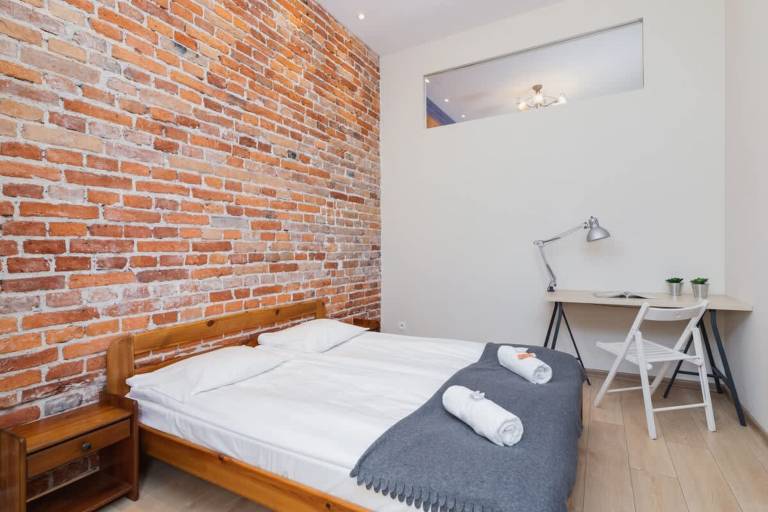 Rental apartment with patio | Close to Main Square — photo 3