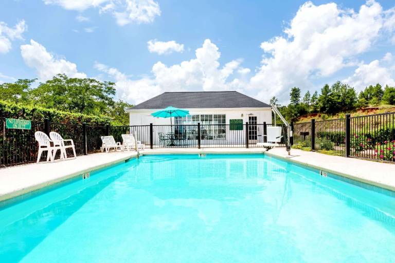 Baymont by Wyndham Grenada — photo 2