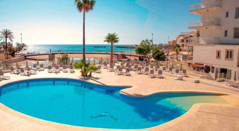 Wonderful rental apartment with pool & patio | Next to the beach | Pet-friendly in Manacor