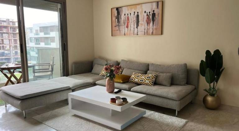 Apartment with pool — photo 3