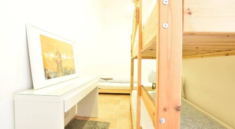 Charming rental apartment | Near Maria-Theresien-Straße | Suitable for remote work | Pet-friendly — photo 2