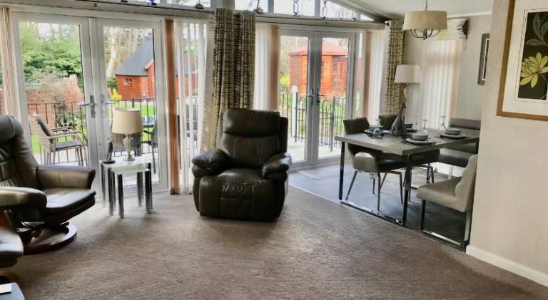 Lodge with yard & patio | Perfect for remote work — photo 3
