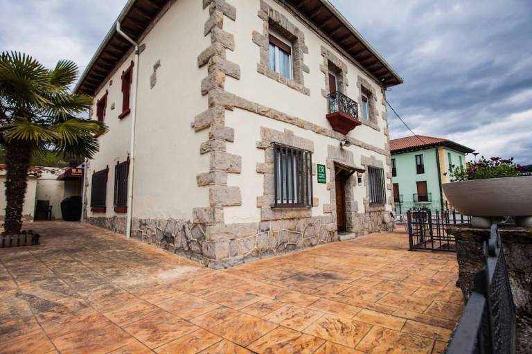 Casa Pobes