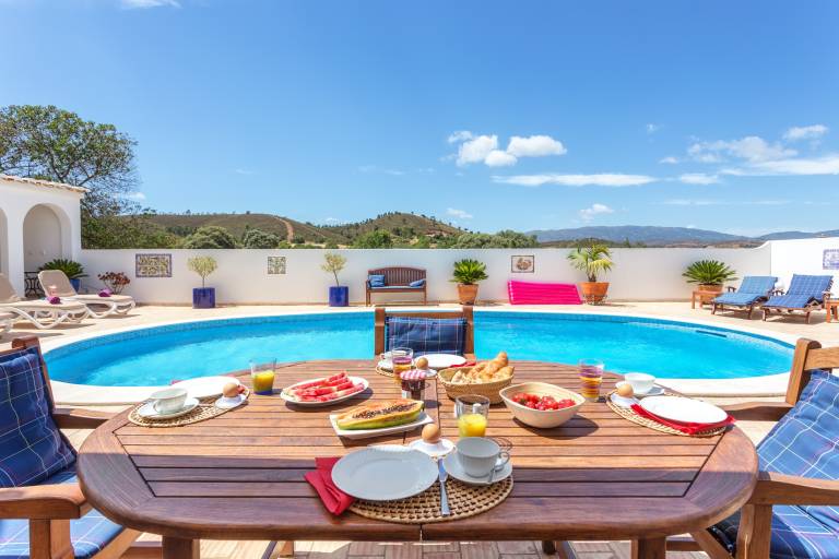Villa Sagres with Mountain View, Pool & Wi-Fi — photo 2
